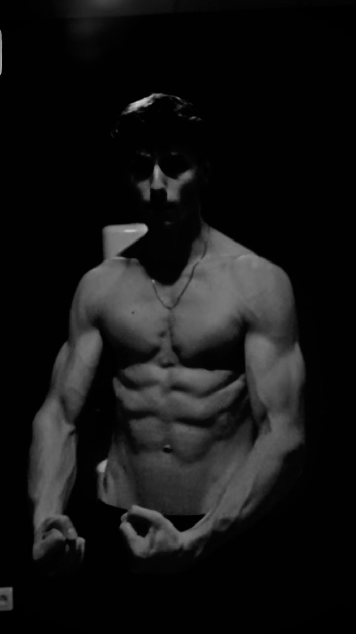 Profil de Amelio, 20 ans, Sex à Buschrodt