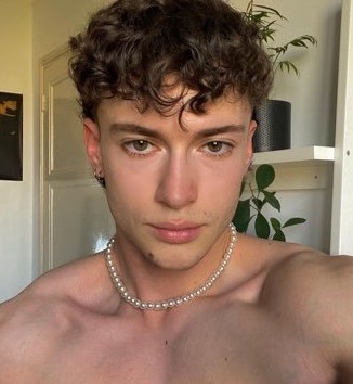 Profil de Mohamed-younes, 24 ans, Sex à Kaesfurt